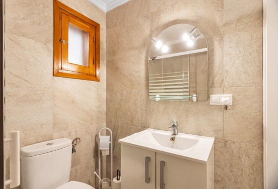 Herverkoop - Appartement / Flat -
Torrevieja - Playa de los Naufragos