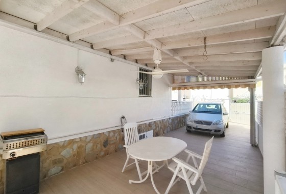 Herverkoop - Vrijstaande Villa -
San Miguel de Salinas - Blue Lagoon