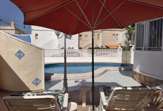 Herverkoop - Vrijstaande Villa -
San Miguel de Salinas - Blue Lagoon