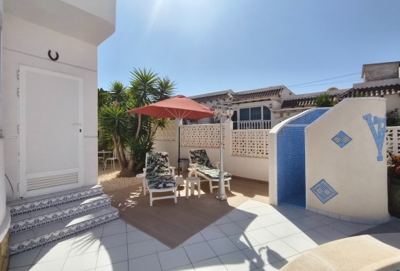 Herverkoop - Vrijstaande Villa -
San Miguel de Salinas - Blue Lagoon