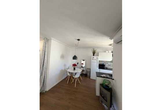 Herverkoop - Appartement / Flat -
Orihuela Costa - Punta Prima