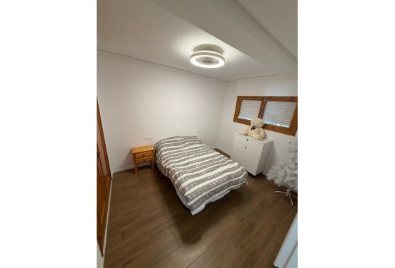 Herverkoop - Appartement / Flat -
Orihuela Costa - Punta Prima