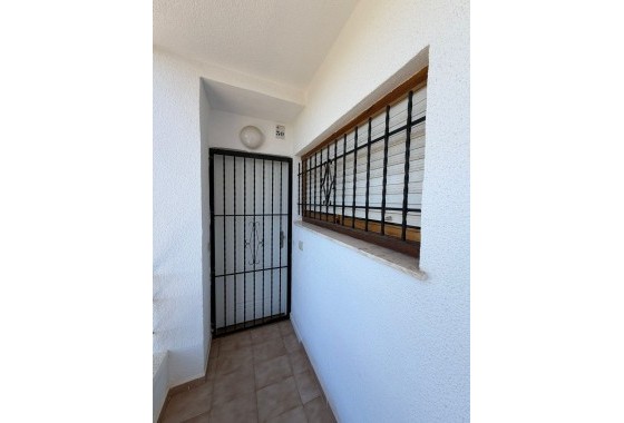Herverkoop - Appartement / Flat -
Orihuela Costa - Punta Prima