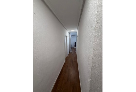 Herverkoop - Appartement / Flat -
Orihuela Costa - Punta Prima
