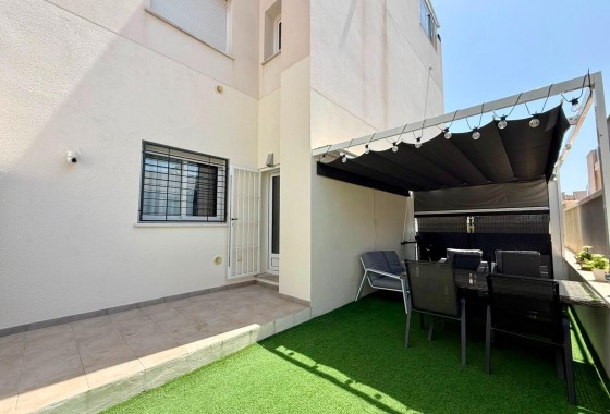Revente - Appartement -
Torrevieja - Aguas Nuevas