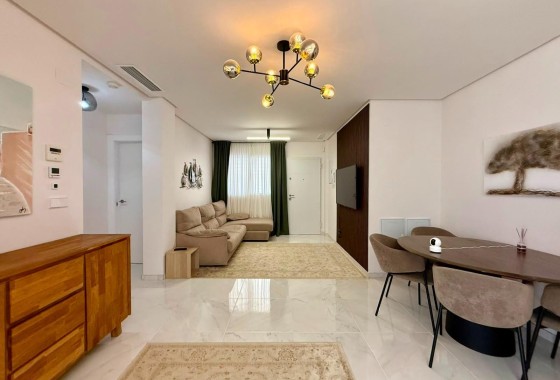 Revente - Appartement -
Torrevieja - Aguas Nuevas