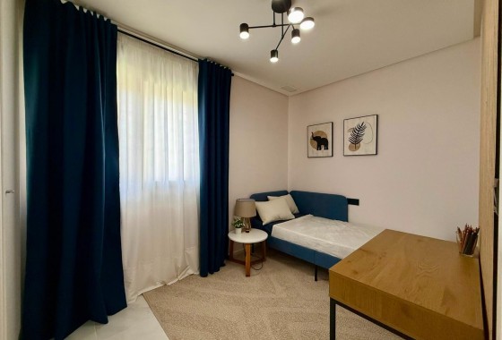Revente - Appartement -
Torrevieja - Aguas Nuevas