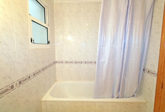 Revente - Appartement -
Torrevieja - Playa del Cura