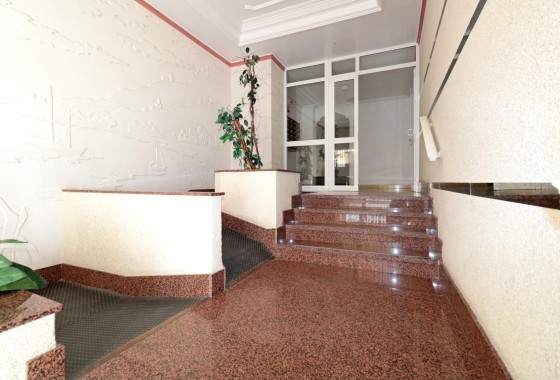 Revente - Appartement -
Torrevieja - Playa del Cura