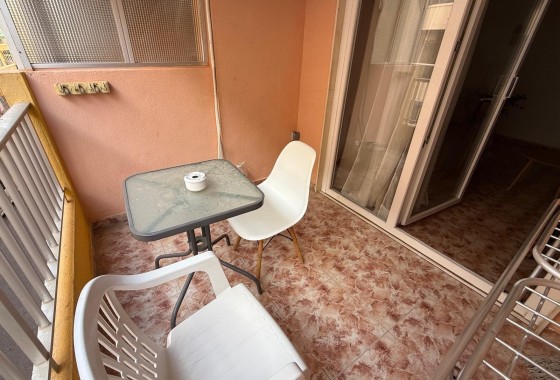 Herverkoop - Appartement / Flat -
Torrevieja - Playa de los Locos