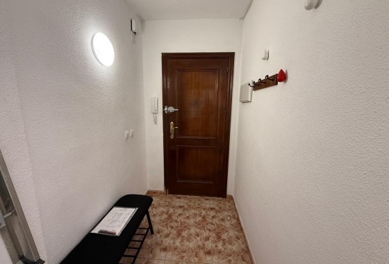 Herverkoop - Appartement / Flat -
Torrevieja - Playa de los Locos