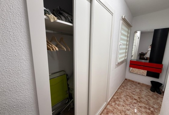 Herverkoop - Appartement / Flat -
Torrevieja - Playa de los Locos