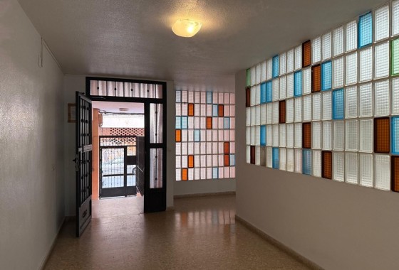 Herverkoop - Appartement / Flat -
Torrevieja - Playa de los Locos
