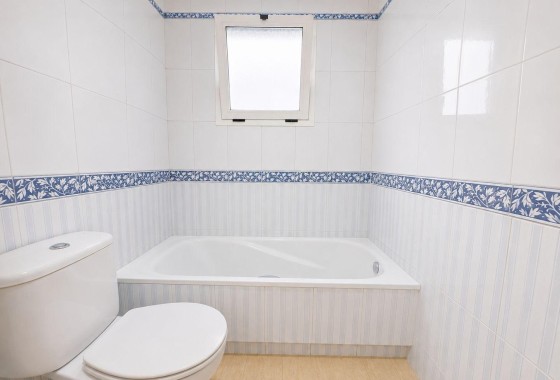 Revente - Appartement -
Torrevieja - Playa del Cura
