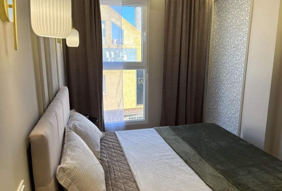 Revente - Appartement -
Torrevieja - Playa del Cura