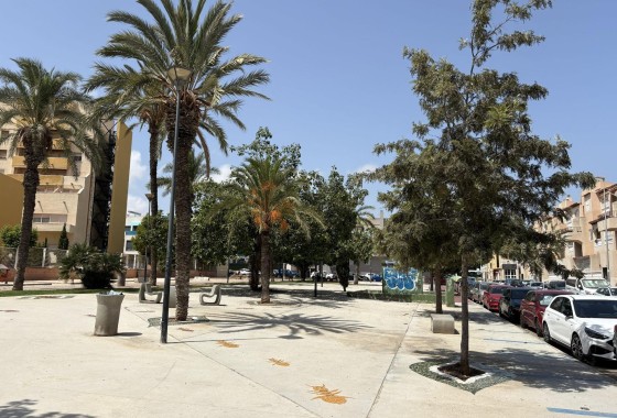 Revente - Appartement -
Torrevieja - Playa del Cura