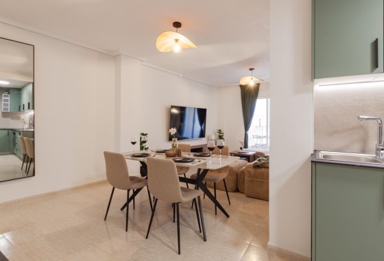 Revente - Appartement -
Torrevieja - Playa del Cura