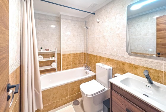 Revente - Appartement -
Torrevieja - Playa del Cura