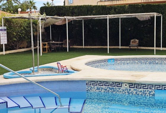 Herverkoop - Appartement / Flat -
Torrevieja - Nueva Torrevieja