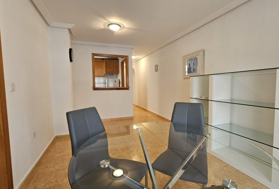Herverkoop - Appartement / Flat -
Torrevieja - Curva del Palangre