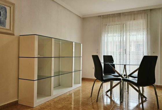 Herverkoop - Appartement / Flat -
Torrevieja - Curva del Palangre