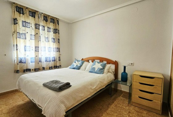 Herverkoop - Appartement / Flat -
Torrevieja - Curva del Palangre