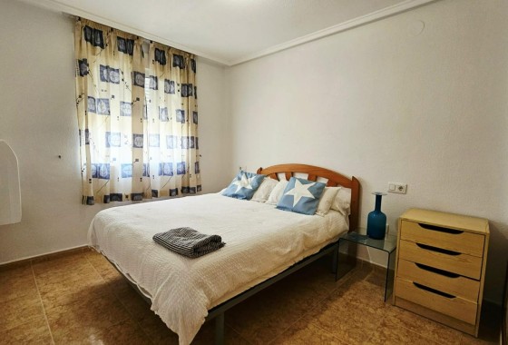 Herverkoop - Appartement / Flat -
Torrevieja - Curva del Palangre