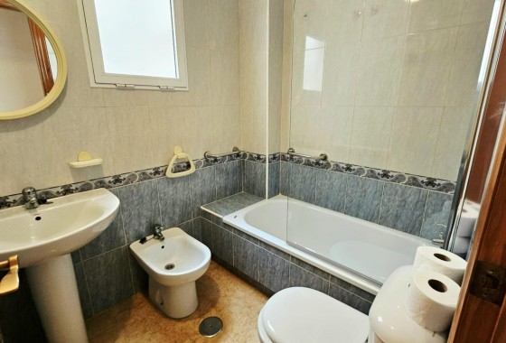Herverkoop - Appartement / Flat -
Torrevieja - Curva del Palangre