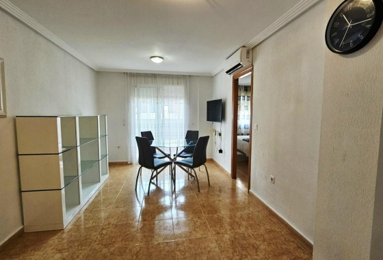 Herverkoop - Appartement / Flat -
Torrevieja - Curva del Palangre