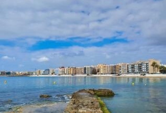 Herverkoop - Appartement / Flat -
Torrevieja - Curva del Palangre