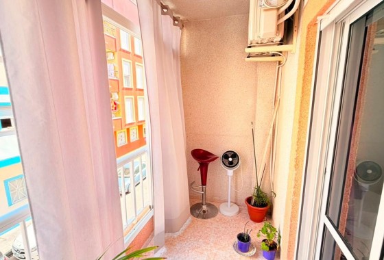 Herverkoop - Appartement / Flat -
Torrevieja - Playa del Cura
