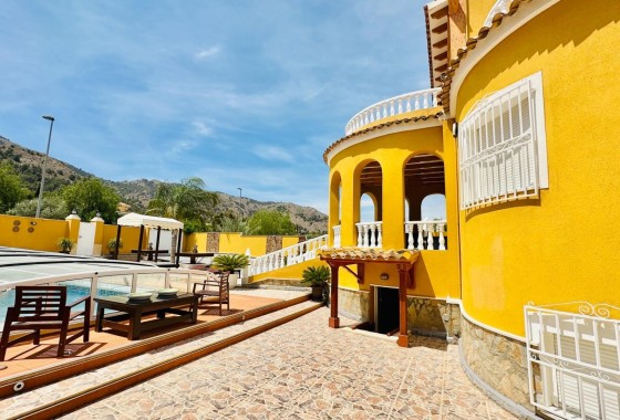 Herverkoop - Vrijstaande Villa -
Orihuela - Urb. Montepinar