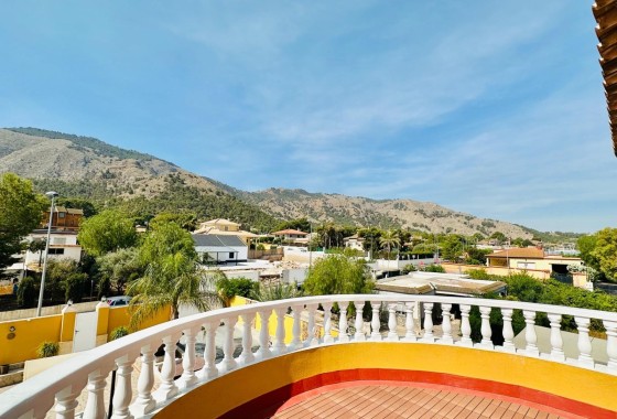 Herverkoop - Vrijstaande Villa -
Orihuela - Urb. Montepinar