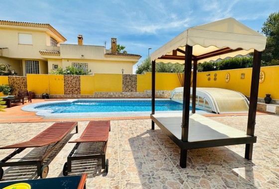 Herverkoop - Vrijstaande Villa -
Orihuela - Urb. Montepinar