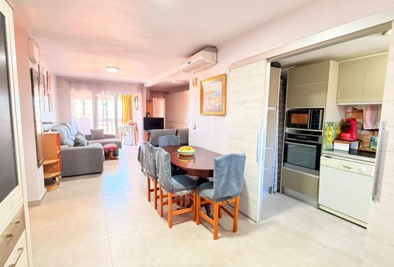 Herverkoop - Appartement / Flat -
Torrevieja - Playa de los Naufragos