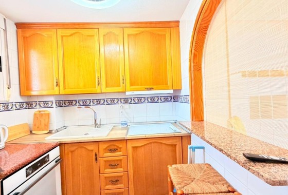 Herverkoop - Appartement / Flat -
Torrevieja - Nueva Torrevieja