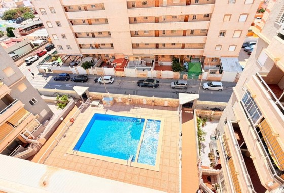 Herverkoop - Appartement / Flat -
Torrevieja - Nueva Torrevieja
