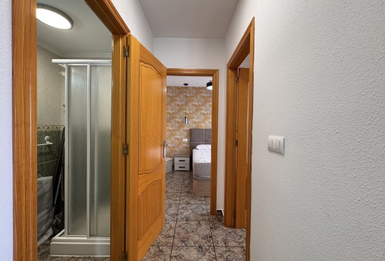 Revente - Finca / Propriété rurale -
Torrevieja