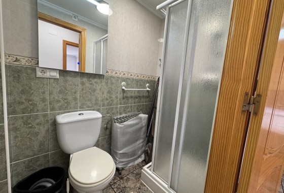 Revente - Finca / Propriété rurale -
Torrevieja