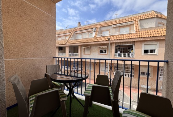 Revente - Finca / Propriété rurale -
Torrevieja
