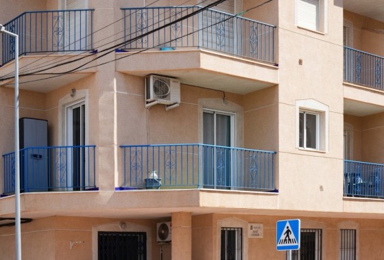 Revente - Finca / Propriété rurale -
Torrevieja