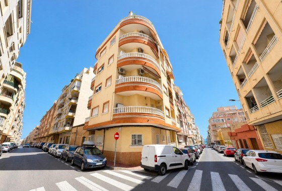 Herverkoop - Appartement / Flat -
Torrevieja