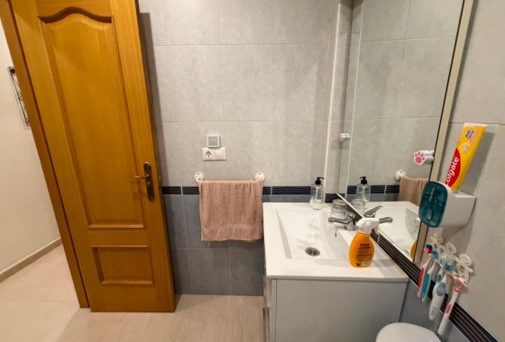 Venta - Apartamento / Piso -
Torrevieja