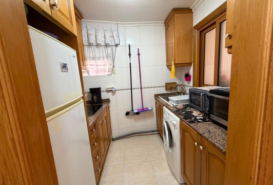 Venta - Apartamento / Piso -
Torrevieja