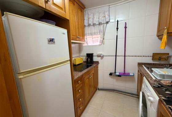 Venta - Apartamento / Piso -
Torrevieja