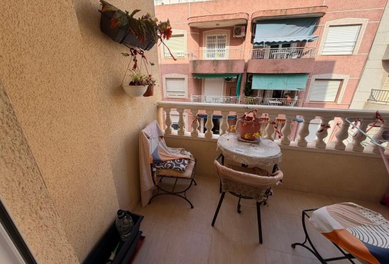Venta - Apartamento / Piso -
Torrevieja