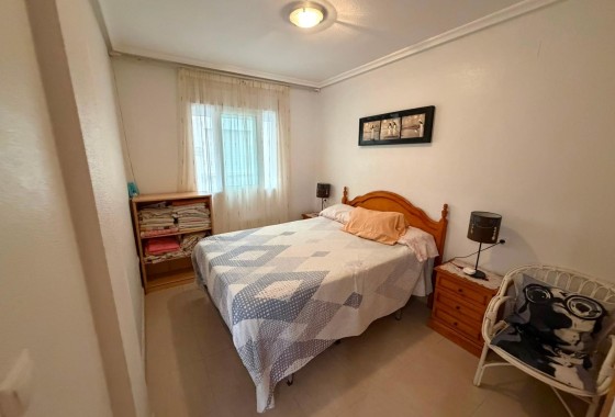 Venta - Apartamento / Piso -
Torrevieja