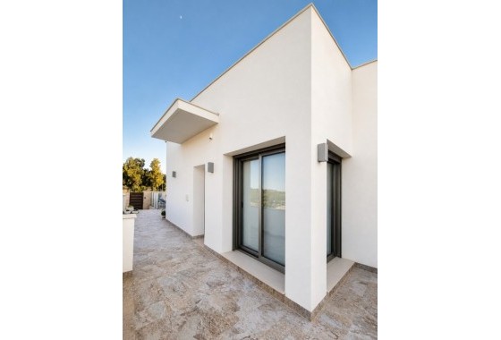Wiederverkauf - Freistehende Villa -
San Miguel de Salinas