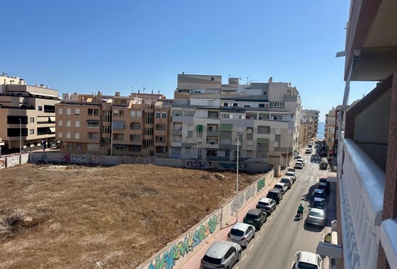 Revente - Appartement -
Torrevieja - La Mata