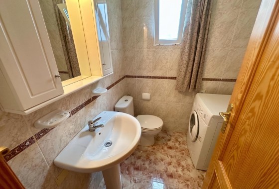 Revente - Appartement -
Torrevieja - La Mata